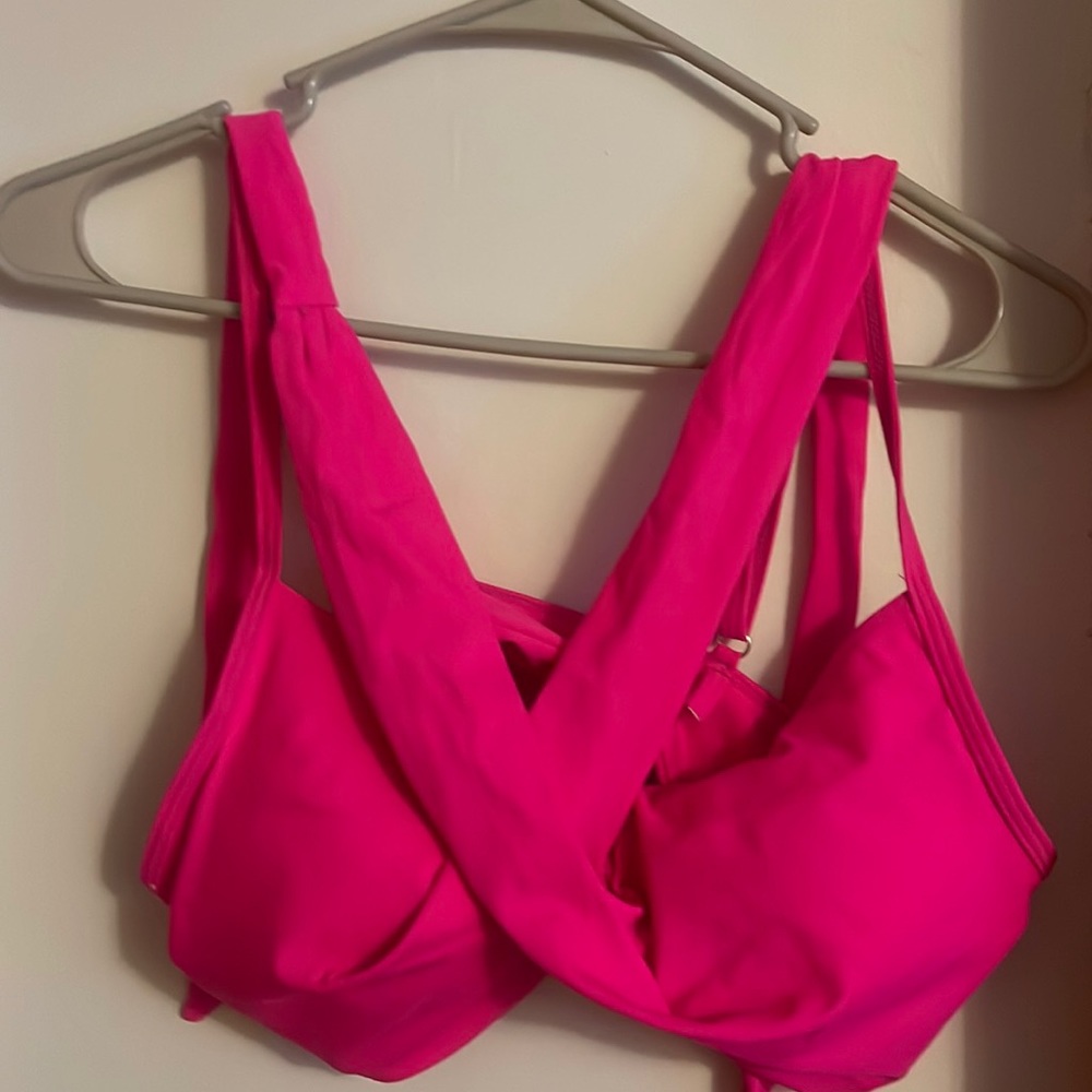 NWOT Hot pink wraparound bikini top. Fully lined. Full cup. Hot summer girl top.